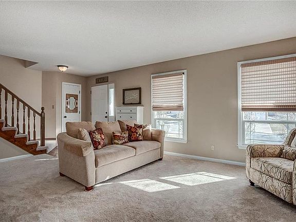 3rd image of 3428 Tudor Dr