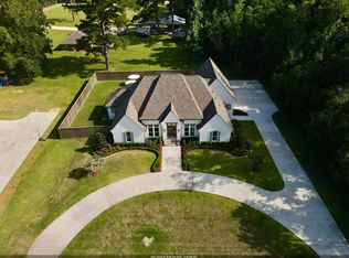 9984 Forrest Delatte Rd, Denham Springs, LA 70726