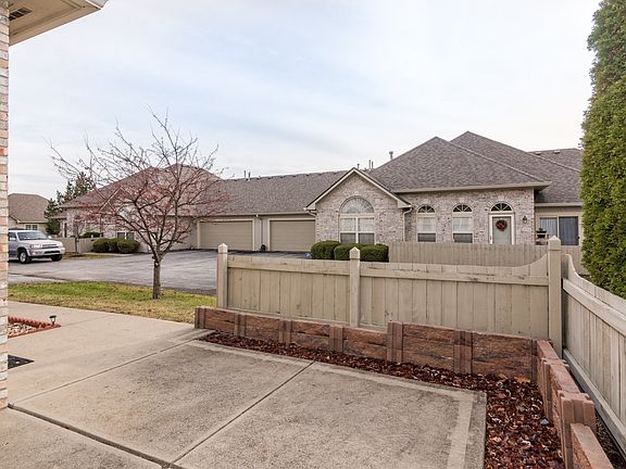 5th image of 4756 Bridgefield Dr