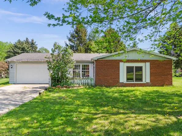 20 Pamela Pl, Fremont, IN 46737