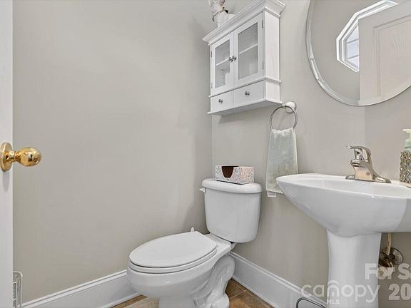 5th image of 5106 Alysheba Dr