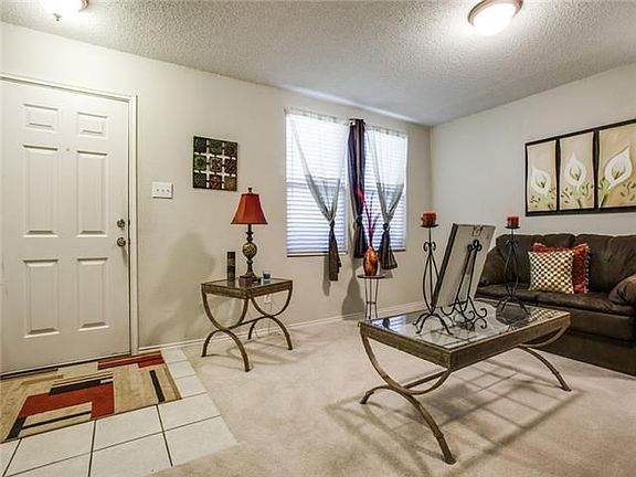 3rd image of 8402 Vinetree Dr
