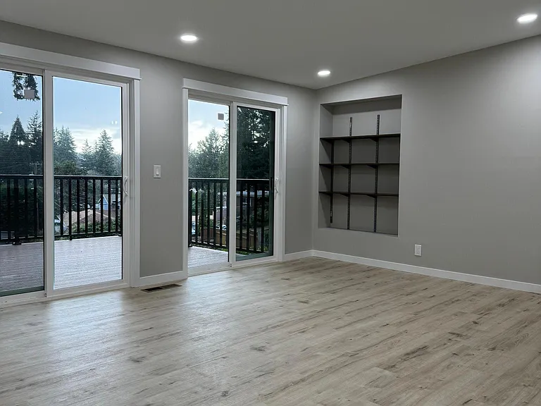 16209 Lake Hills Blvd — Photo 14