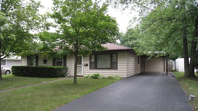 407 Burke Dr photo 1