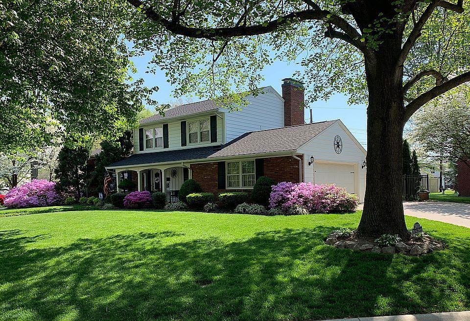 1st image of 2903 Royal Dr