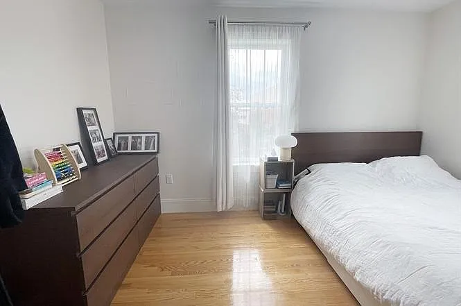 72 Holland St — Photo 11