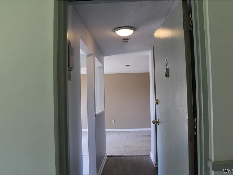 3948 Ridge Lea Rd #D — Photo 4