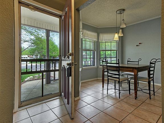 4th image of 2304 Stirrup Dr