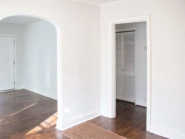 4032 Walker Blvd — Photo 7
