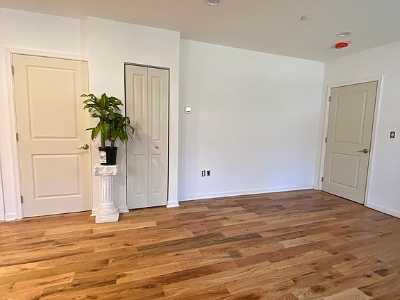 2nd image of 118 N 2nd Ave #6