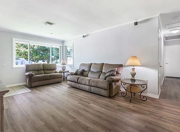 4th image of 2719 Bristol Pl
