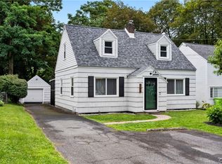 104 Cleveland Blvd, Fayetteville, NY 13066