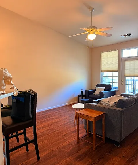 1015 Weybridge Ct #306 — Photo 4