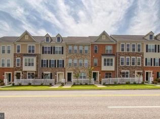 7210 Wood Pond Cir, Lanham, MD 20706