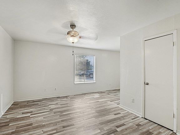 3rd image of 2810 Cypress Bend Cir