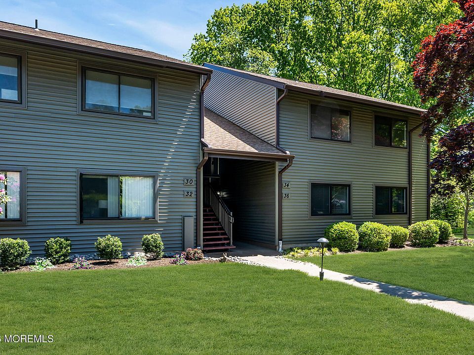 1st image of 34 Dickinson Court
