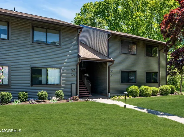 34 Dickinson Court, Red Bank, NJ 07701