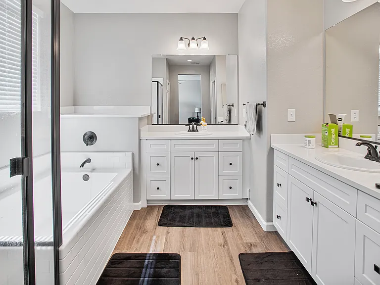 419 Daffodil Dr #2 — Photo 4