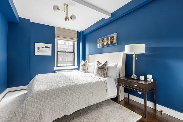 Sold by Compass | media 21