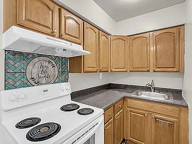 4th image of 212 Westfield Ave #621f248c7