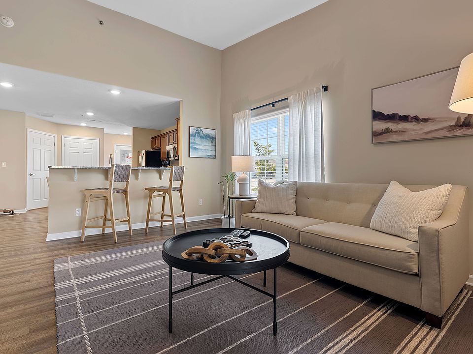 23241 Yarrow Ave # 23239, photo 10