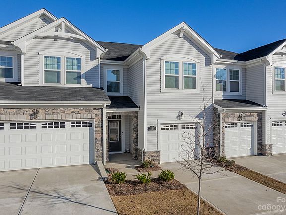 3rd image of 15606 Little Bluestem St