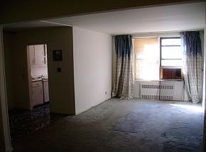 2nd image of 2280 Burnett St APT 1D