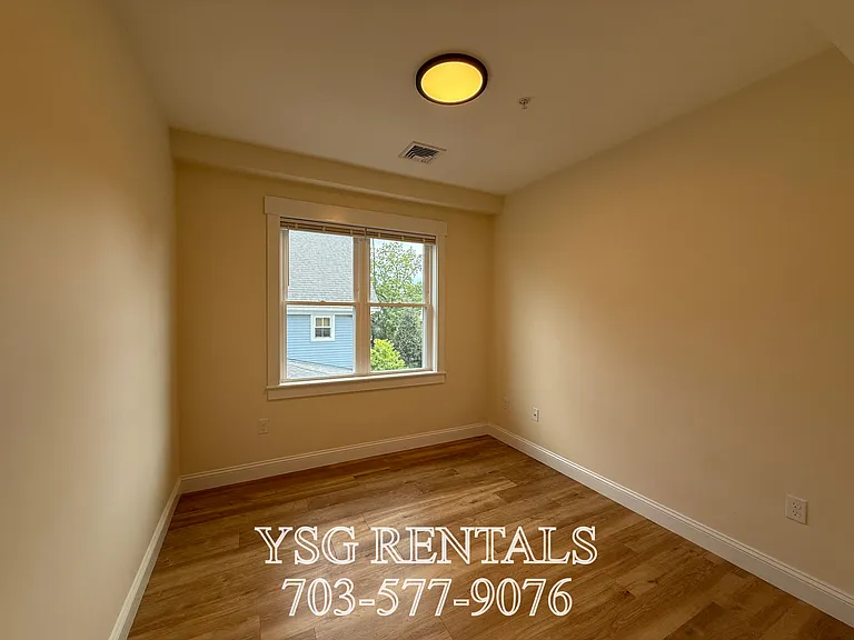 14 Dorr St #2 — Photo 15