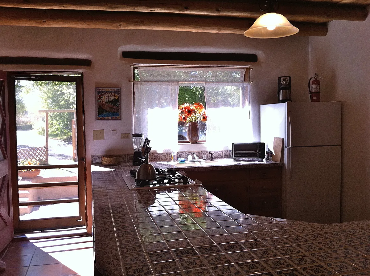 Building Photo - 114 Upper Ranchitos Rd #S