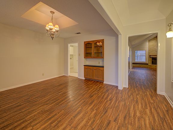 2nd image of 13107 Park Manor St