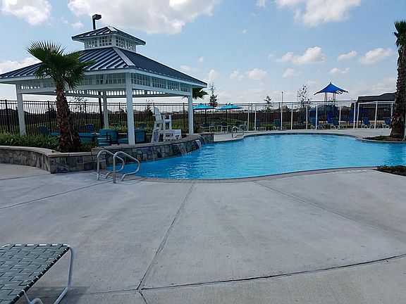 5th image of 2122 White Cove Dr