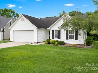 174 Bluffton Rd, Mooresville, NC 28115