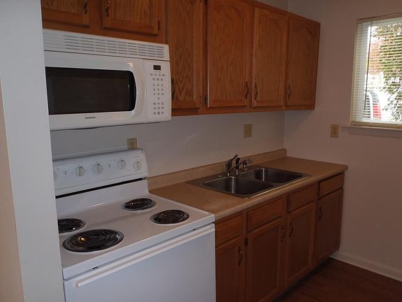 5th image of 468 Kemper Dr