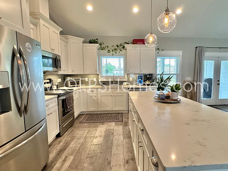 8738 El Paseo St — Photo 7