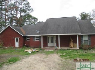 106 Hunter Trl, Jesup, GA 31545