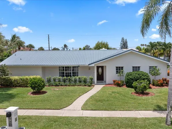 1902 Cedar Ln, Melbourne Beach, FL 32951