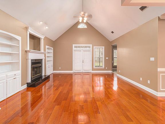 4th image of 5335 Harlow Ln