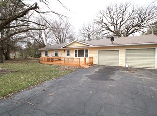 4767 E 2750th Rd, Sandwich, IL 60548