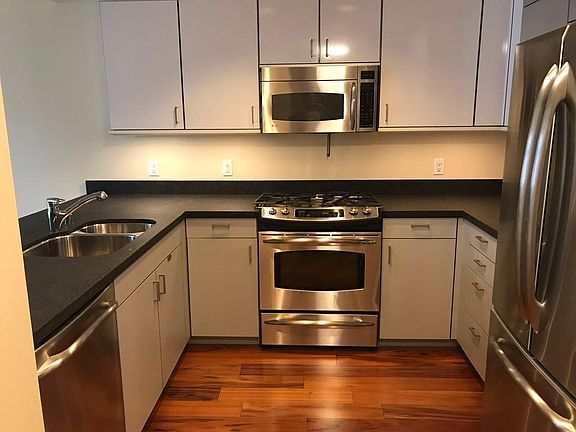 4th image of 451 Kansas St Unit 516