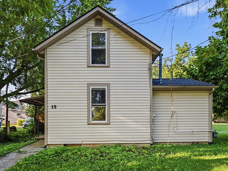 Listing photo 2