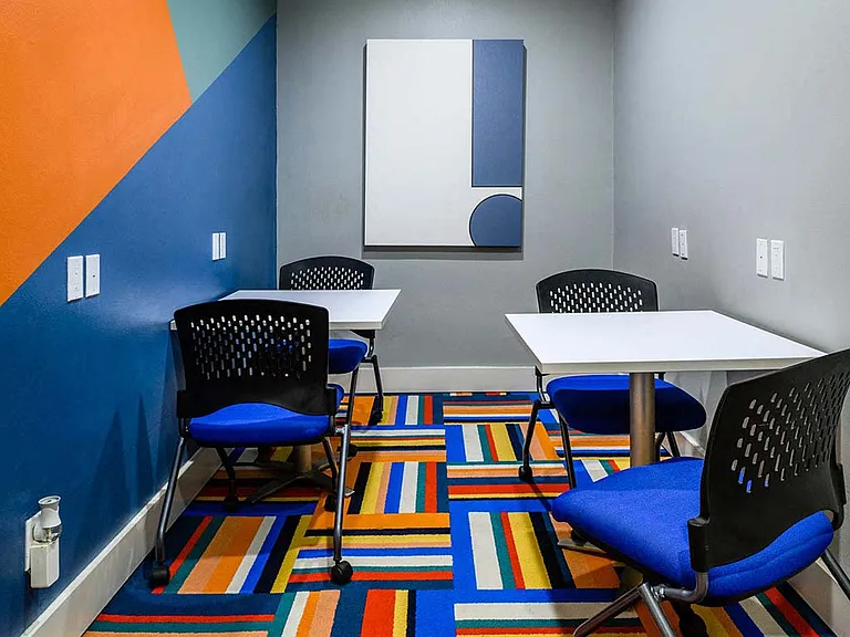 The Daphne Apartments — Photo 15