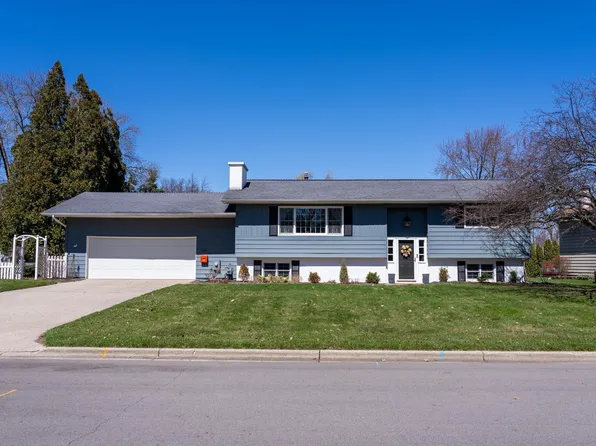 1409 Lincoln St, Mount Pleasant, MI 48858