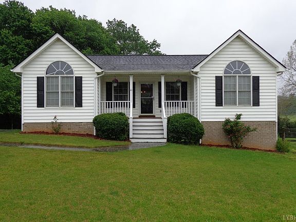 3rd image of 41 Russell Springs Dr