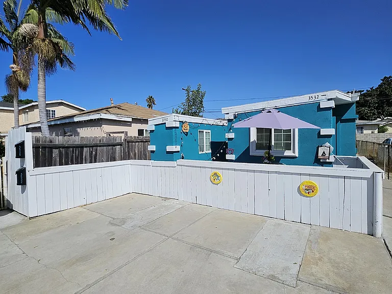 1 bed, 1.0 bath, 515 sqft, $2,700 — Photo 1