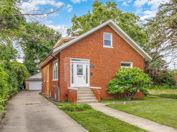 36 E Touhy Ave, Park Ridge, IL 60068