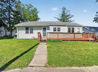 203 5th St, Parkersburg, IA 50665