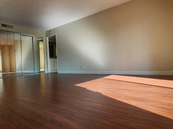 450 N Civic Dr, Walnut Creek, CA 94596