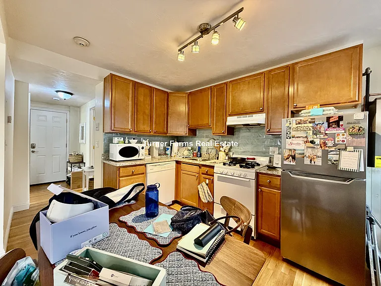 1056 Cambridge St #3F — Photo 2