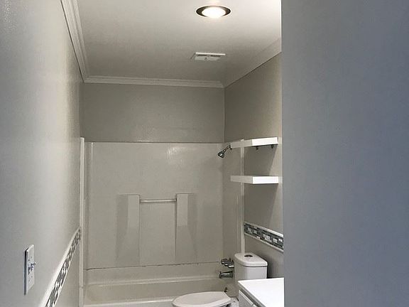 5th image of 280 Molino Ave Unit 307