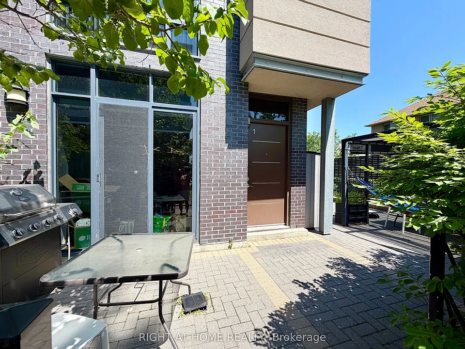 15 Valhalla Inn Rd #1